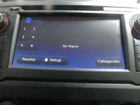 Used 2016 Nissan Titan SV AWD/4WD image 39