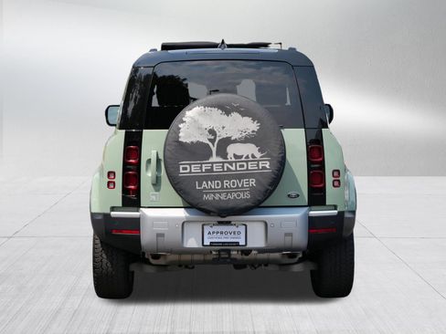 Certified 2023 Land Rover Defender 110 75th Limited Edition AWD/4WD image 4