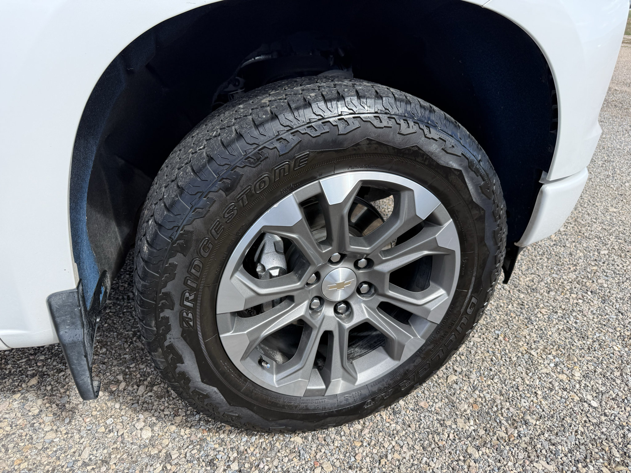 Used 2023 Chevrolet Silverado 1500 High Country AWD/4WD image 9