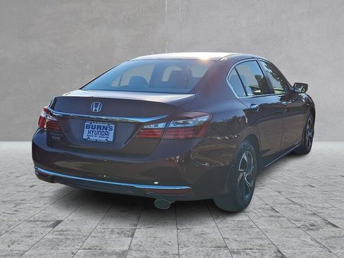 Used 2017 Honda Accord LX image 4