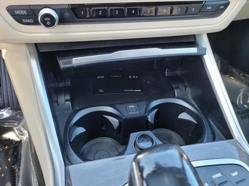 Used 2020 BMW 330i Sedan w/ Convenience Package RWD image 27