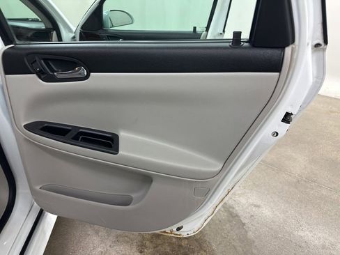 Used 2012 Chevrolet Impala LS FWD image 18
