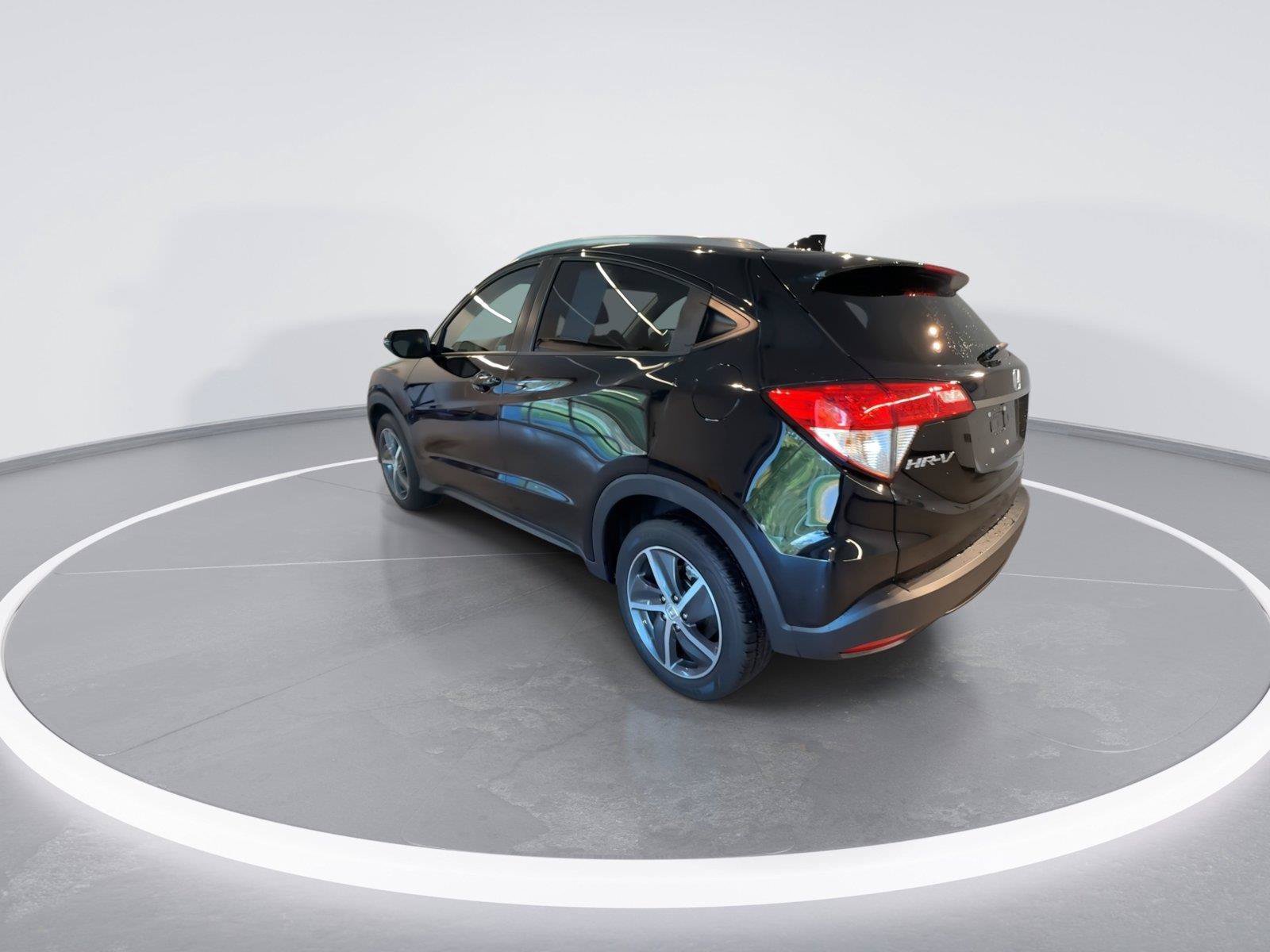Used 2022 Honda HR-V EX image 6