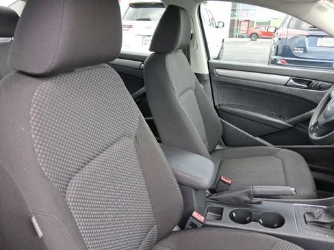 Used 2014 Volkswagen Passat 1.8T S FWD image 12
