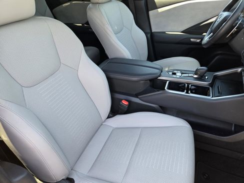 Used 2025 Lexus TX 350 AWD w/ Technology Package image 10