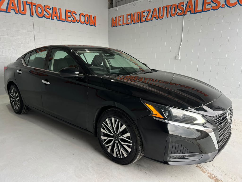 Used 2023 Nissan Altima 2.5 SV FWD image 7