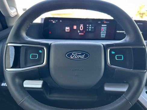 Certified 2025 Ford Expedition Active RWD image 25