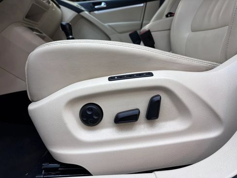 Used 2014 Volkswagen Tiguan R-Line AWD/4WD image 13