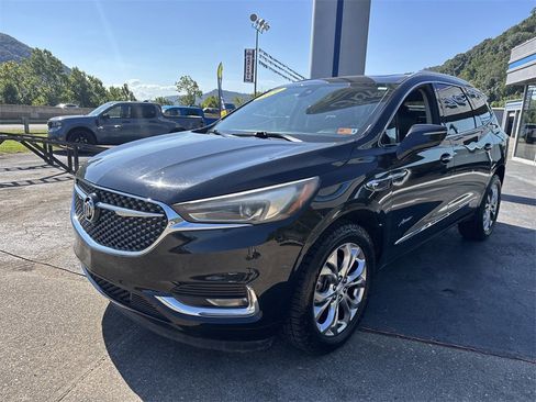 Used 2021 Buick Enclave Avenir w/ Avenir Technology Package image 10