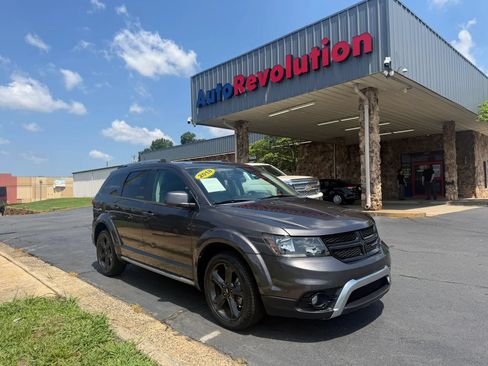 Used 2018 Dodge Journey Crossroad AWD/4WD image 1