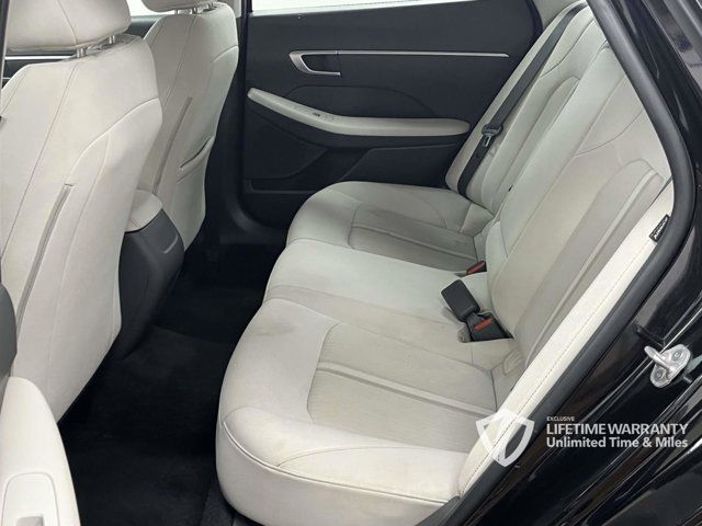 Used 2025 Hyundai Sonata SEL FWD image 16