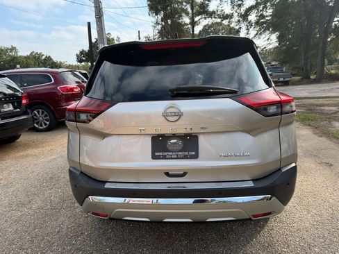 Used 2022 Nissan Rogue Platinum w/ Head-Up Display Package image 6