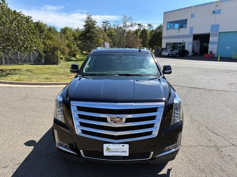 Used 2015 Cadillac Escalade Premium AWD/4WD image 11