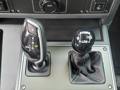 Used 2025 INEOS Grenadier AWD/4WD image 29