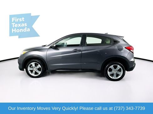 Used 2017 Honda HR-V LX image 4