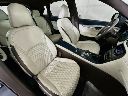 Used 2019 INFINITI QX50 Essential w/ Sensory Package AWD/4WD image 33