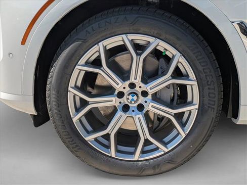 New 2026 BMW X7 xDrive40i image 10