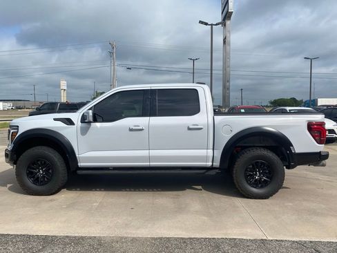 Used 2025 Ford F150 Raptor AWD/4WD image 2