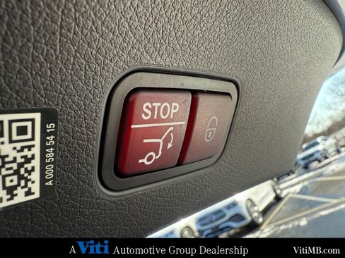 Certified 2025 Mercedes-Benz GLC 300 4MATIC image 25