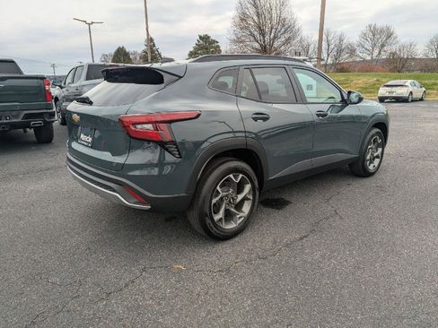 New 2026 Chevrolet Trax LT w/ Driver Confidence Package image 10