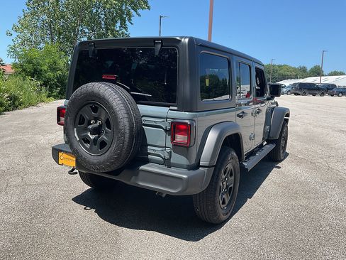 Used 2026 Jeep Wrangler Unlimited Sport AWD/4WD image 5