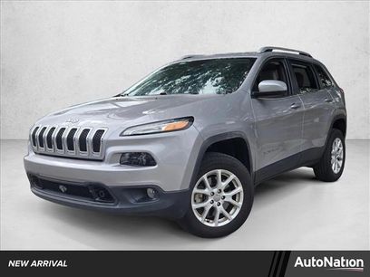 Used 2017 Jeep Cherokee Latitude w/ Comfort/Convenience Group