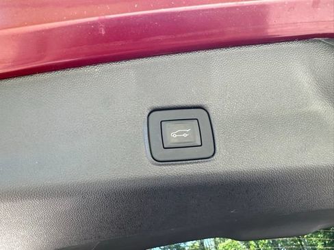 Used 2025 Chevrolet TrailBlazer LT w/ Convenience Package FWD image 27