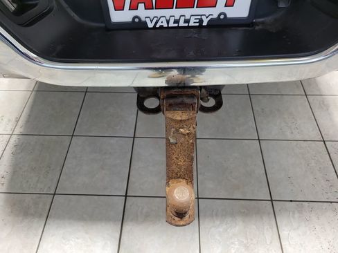 Used 2017 RAM 2500 Tradesman w/ Chrome Appearance Group image 19