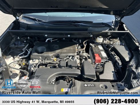 Used 2025 Toyota RAV4 XLE AWD/4WD image 13