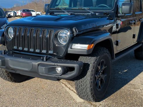 Certified 2019 Jeep Wrangler Unlimited Sahara w/ Quick Order Package 24M Moab image 11