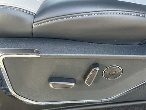 New 2025 Ford F150 Lightning Platinum image 21