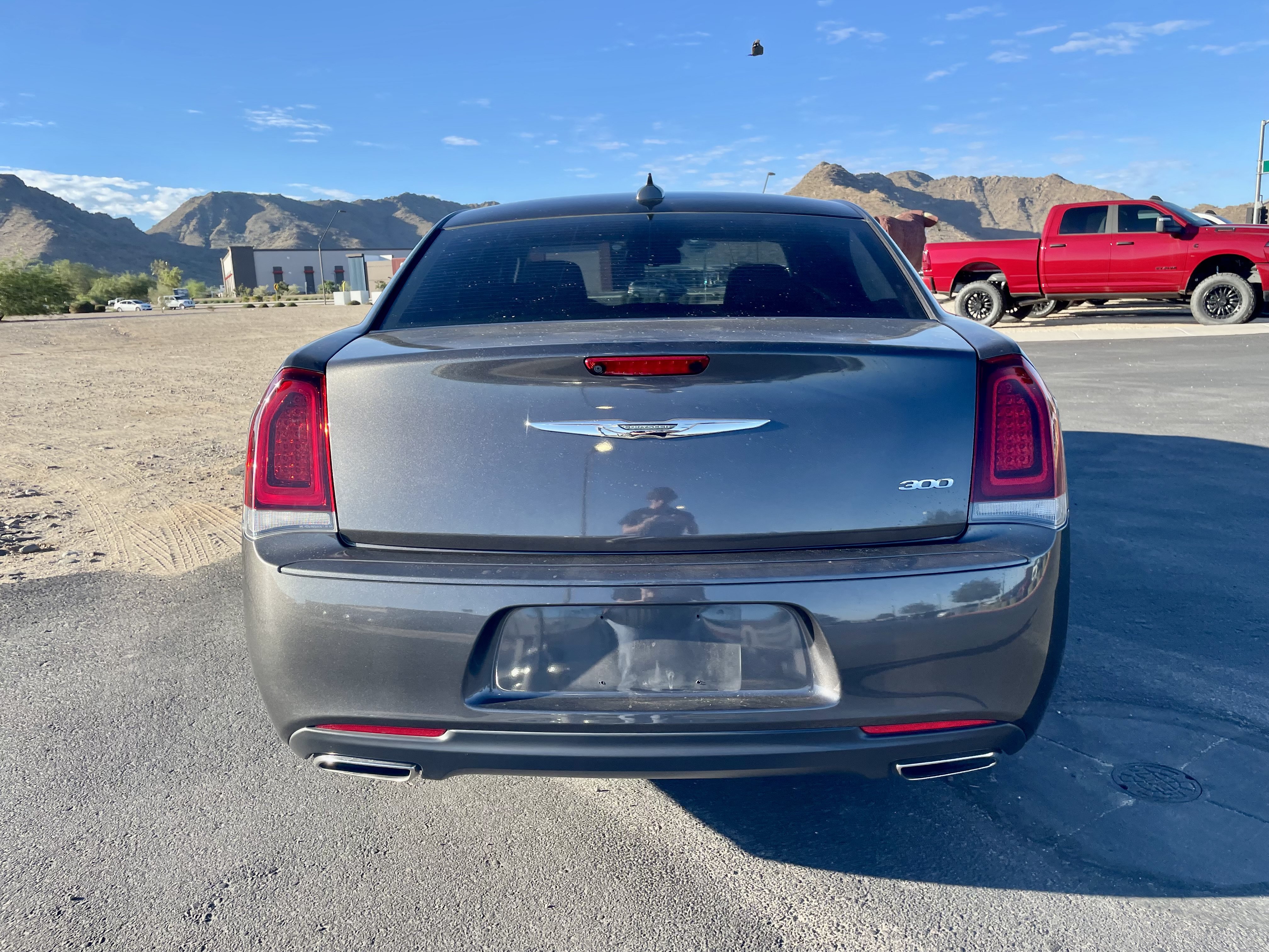 Used 2020 Chrysler 300 Touring w/ Sport Appearance Package RWD image 4