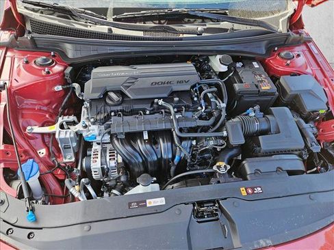 New 2025 Hyundai Elantra Sport image 16