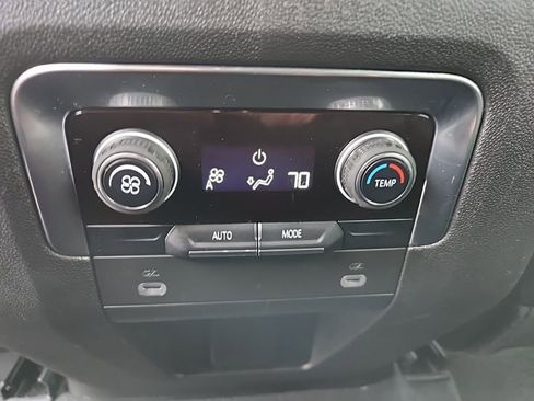 Used 2024 Chevrolet Tahoe LT image 23