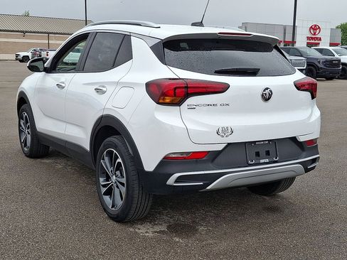 Used 2023 Buick Encore GX Select AWD/4WD image 22