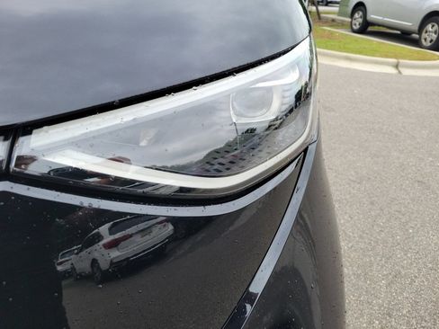 New 2025 Volkswagen ID. Buzz Pro S RWD image 26