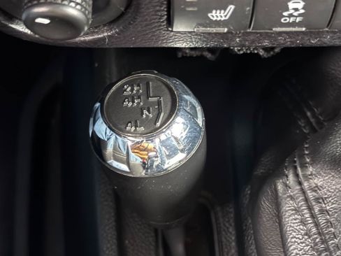 Used 2016 Jeep Wrangler Unlimited Sahara w/ Dual Top Group AWD/4WD image 17