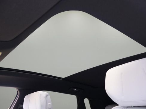 New 2026 Cadillac Lyriq Sport image 31