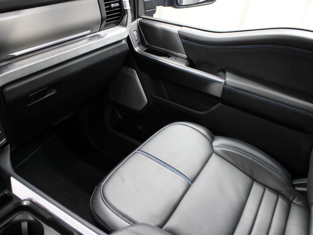 Used 2026 Ford F450 Platinum AWD/4WD image 40