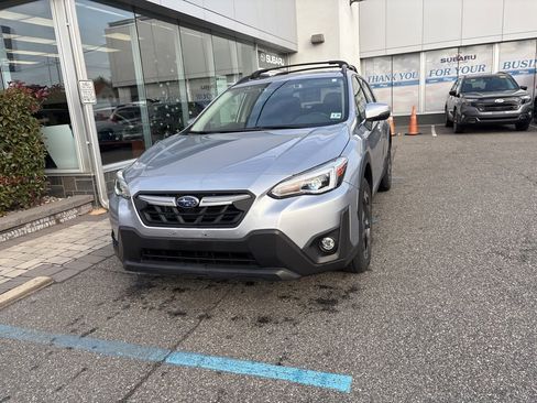 Used 2023 Subaru Crosstrek 2.5i Limited w/ Moonroof Package image 4