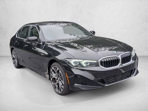 New 2026 BMW 330i xDrive Sedan w/ Premium Package AWD/4WD image 6