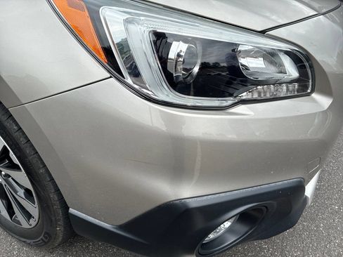 Used 2016 Subaru Outback 2.5i Limited AWD/4WD image 7