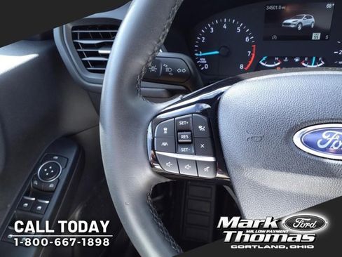 Used 2022 Ford Escape SE w/ Cold Weather Package image 15