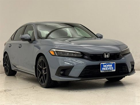 Certified 2023 Honda Civic Sport Touring image 4