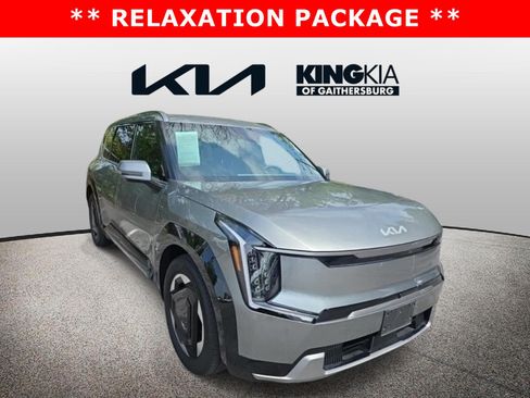 Certified 2024 Kia EV9 Land AWD/4WD image 1