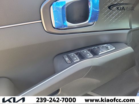 New 2026 Kia Sorento LX FWD image 23