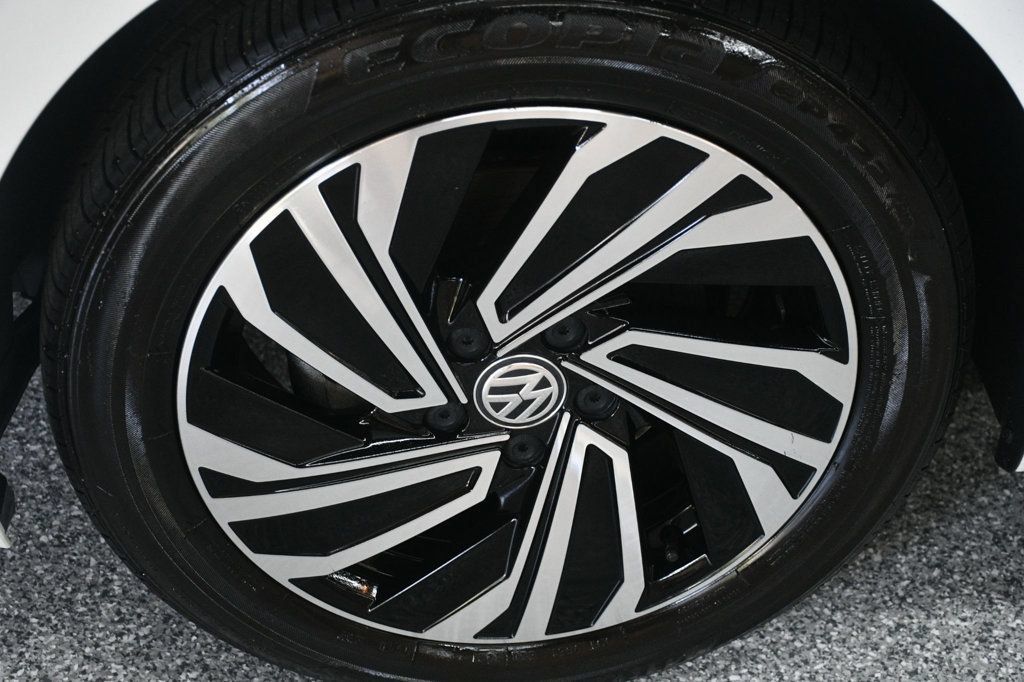 Used 2020 Volkswagen Jetta SEL Premium FWD image 18