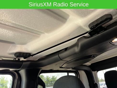 Used 2021 Jeep Gladiator Sport AWD/4WD image 27