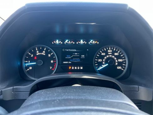 Used 2019 Ford F150 XLT w/ Equipment Group 302A Luxury AWD/4WD image 26