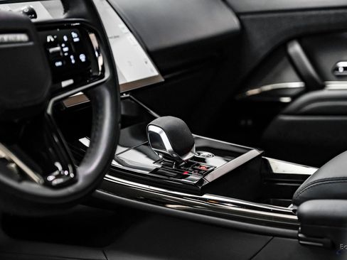 Used 2025 Land Rover Range Rover Sport Dynamic SE image 47